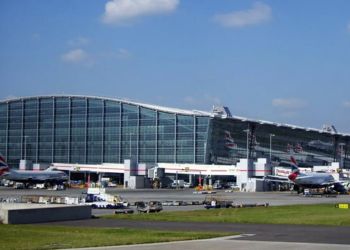 Book cheap airport transfers and local minicabs near me. Get fixed price quotes 24/7 from the best taxi companies on our mobile app. | Station Taxis London | Best Airport Cabs Transfers | Cheap Minicabs Cars 24/7